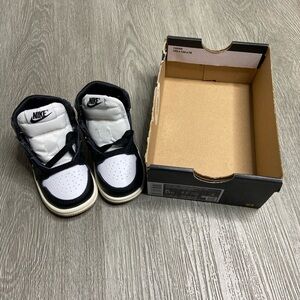 Air Jordan 1 Retro Hi OG Latte TD Shoe Size 5c Brown NWT No Box Lid